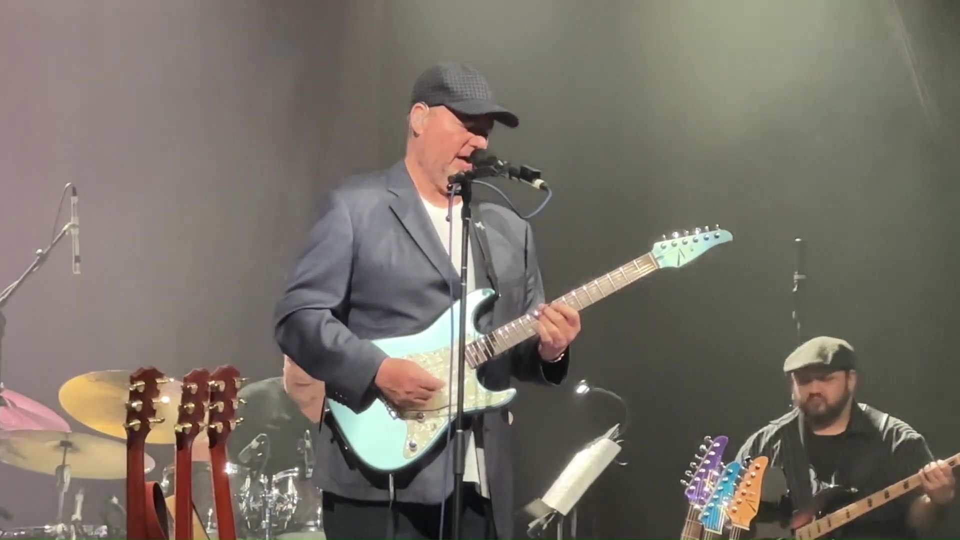 Christopher Cross (14)
