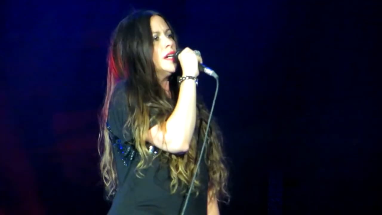 Alanis Morissette (4)
