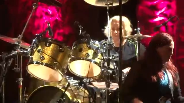 The-Go-Gos-Keswick-Theatre-2013-2
