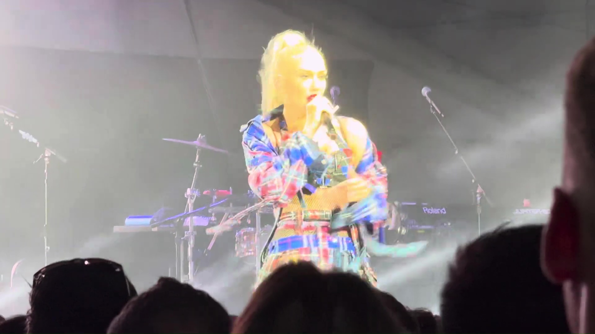 Gwen-Stefani-Old-Westbury-Gardens-2024-9
