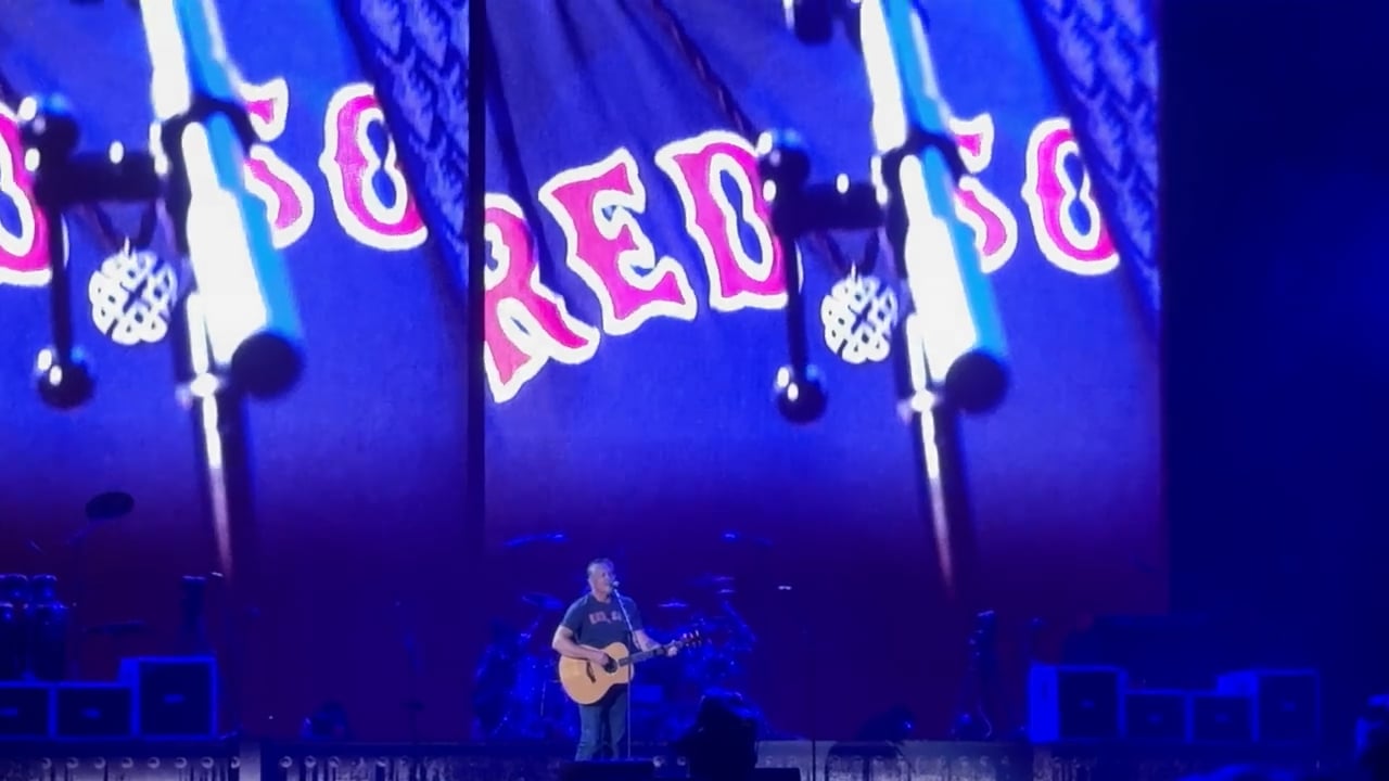 Hootie & The Blowfish – Fenway Park, Boston, MA – June 2024 (11)

