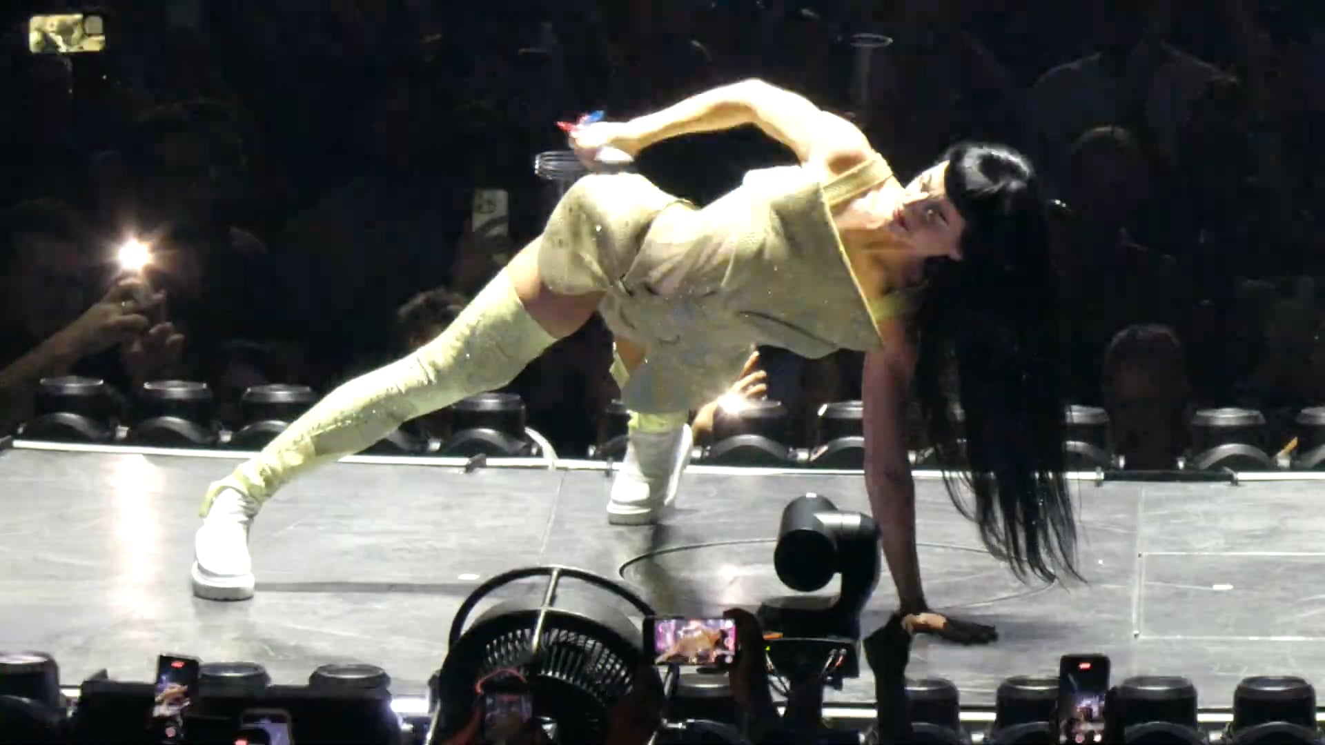 Katy Perry – Prudential Center, Newark, NJ – 2025 (20)
