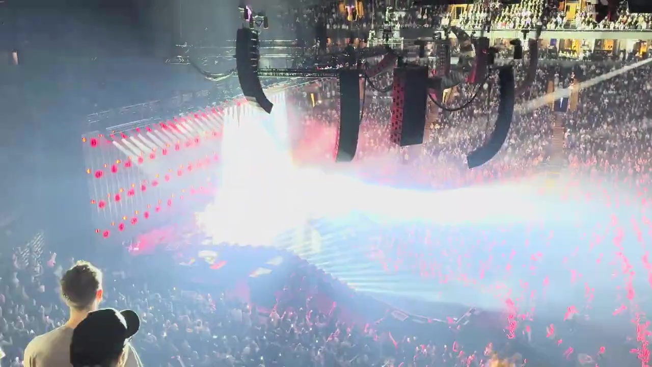 Olivia Rodrigo Madison Square Garden 2024 (2)
