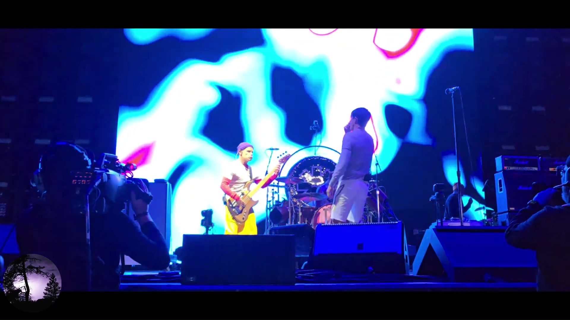 Redhot_Chili_Peppers_28129
