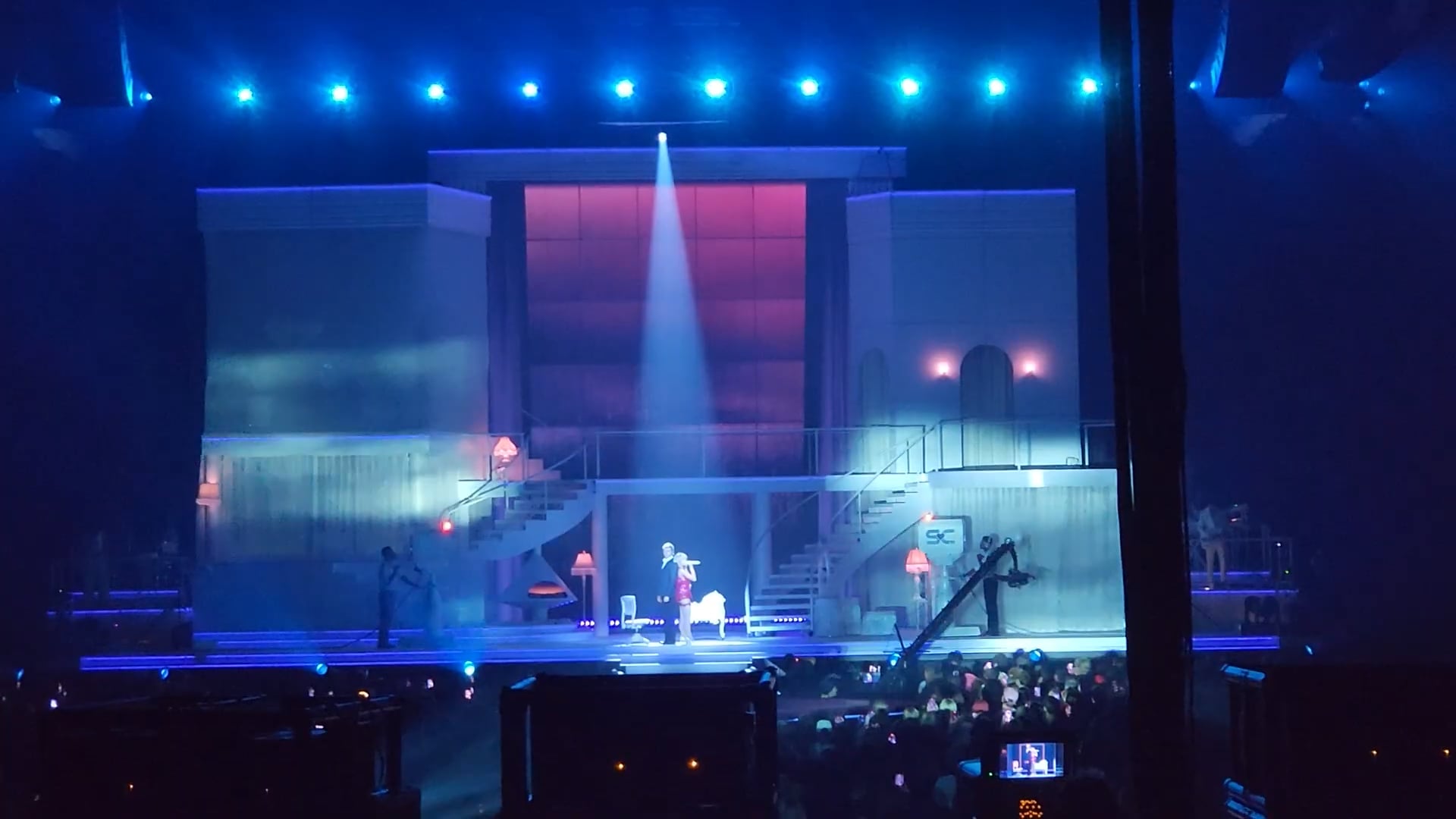 Sabrina Carpenter – Bridgestone Arena, Nashville, TN (November 2025) (3)
