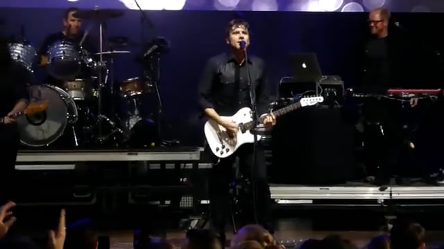 Jimmy_Eat_World_281029
