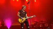 Keith_Urban_-_Choctaw_Grand_Theater_-_2025_28529.jpg