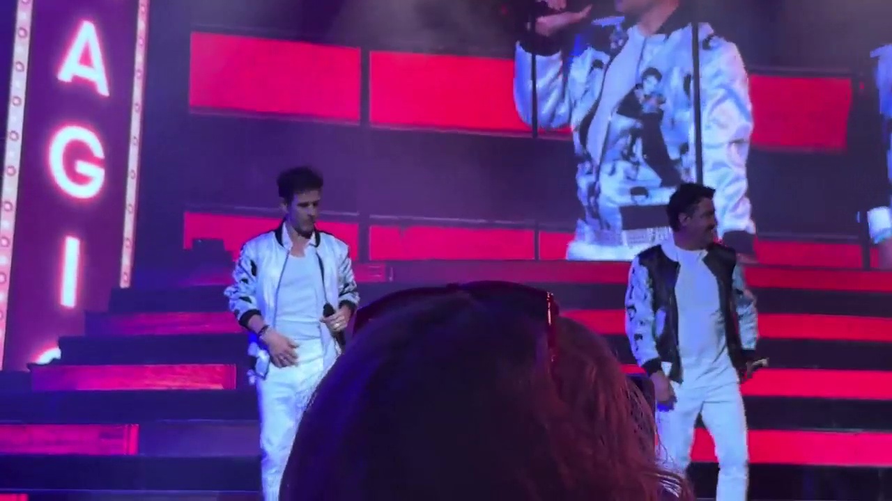 New_Kids_On_The_Block_28329
