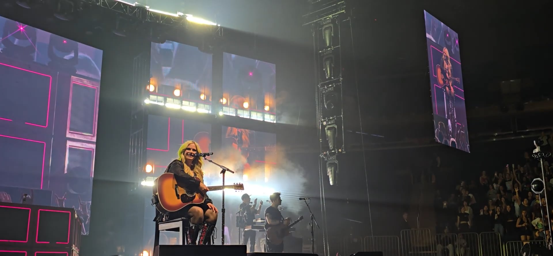 Avril-Lavigne-MSG-2025-3
