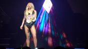 Filename=Kesha_-_Houston_2025_281229.png
Filesize=973KiB
Dimensions=1920x1080
Date added=Jul 25, 2025 Kesha_-_Houston_2025_281229.png