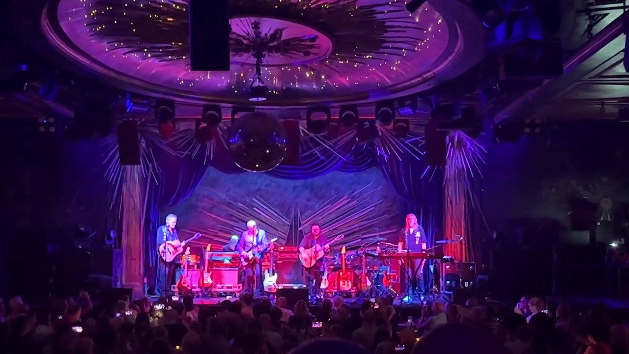 10cc-Sony-Hall-2024-7
