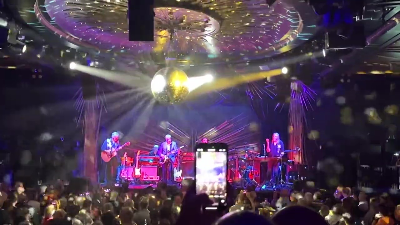 10cc-Sony-Hall-2024-8
