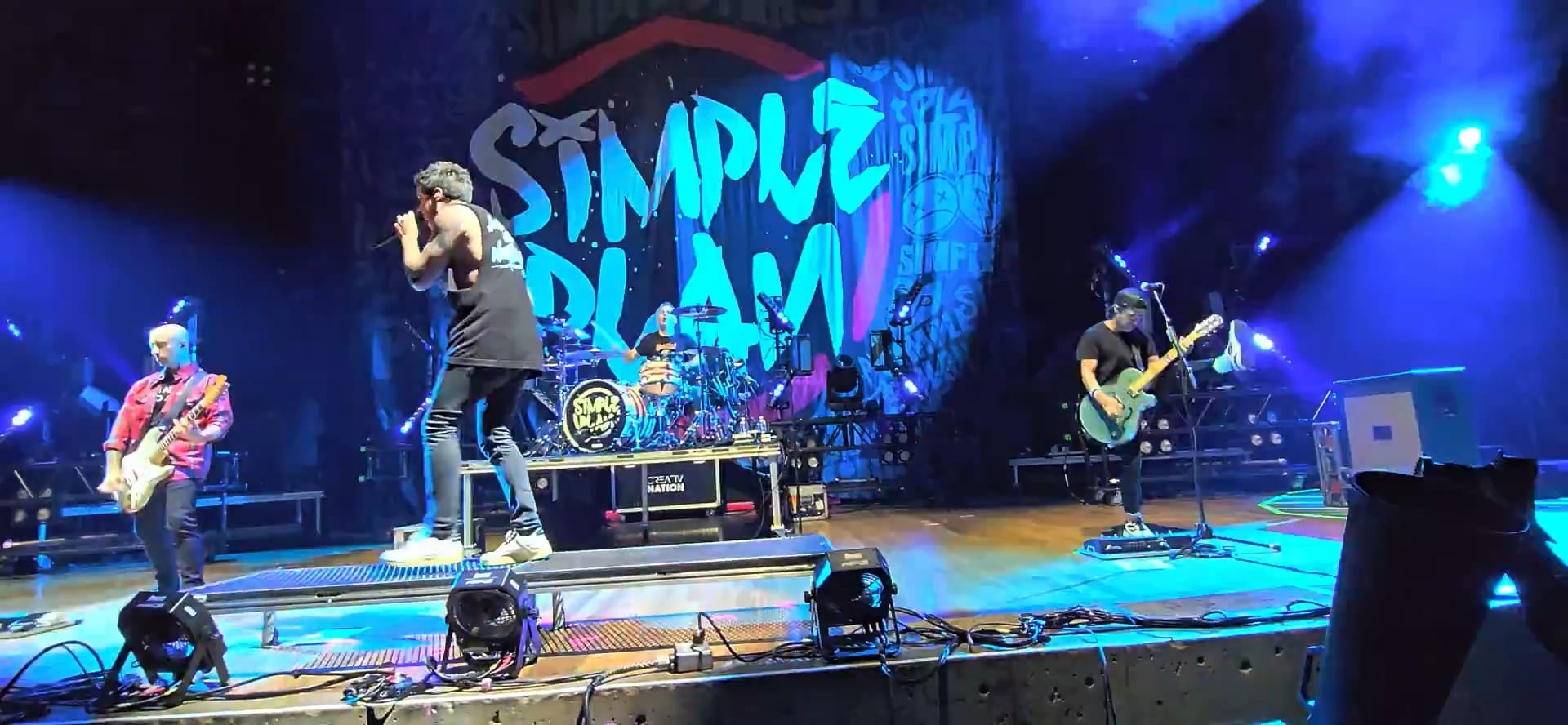 Simple-Plan-MSG-2025-8
