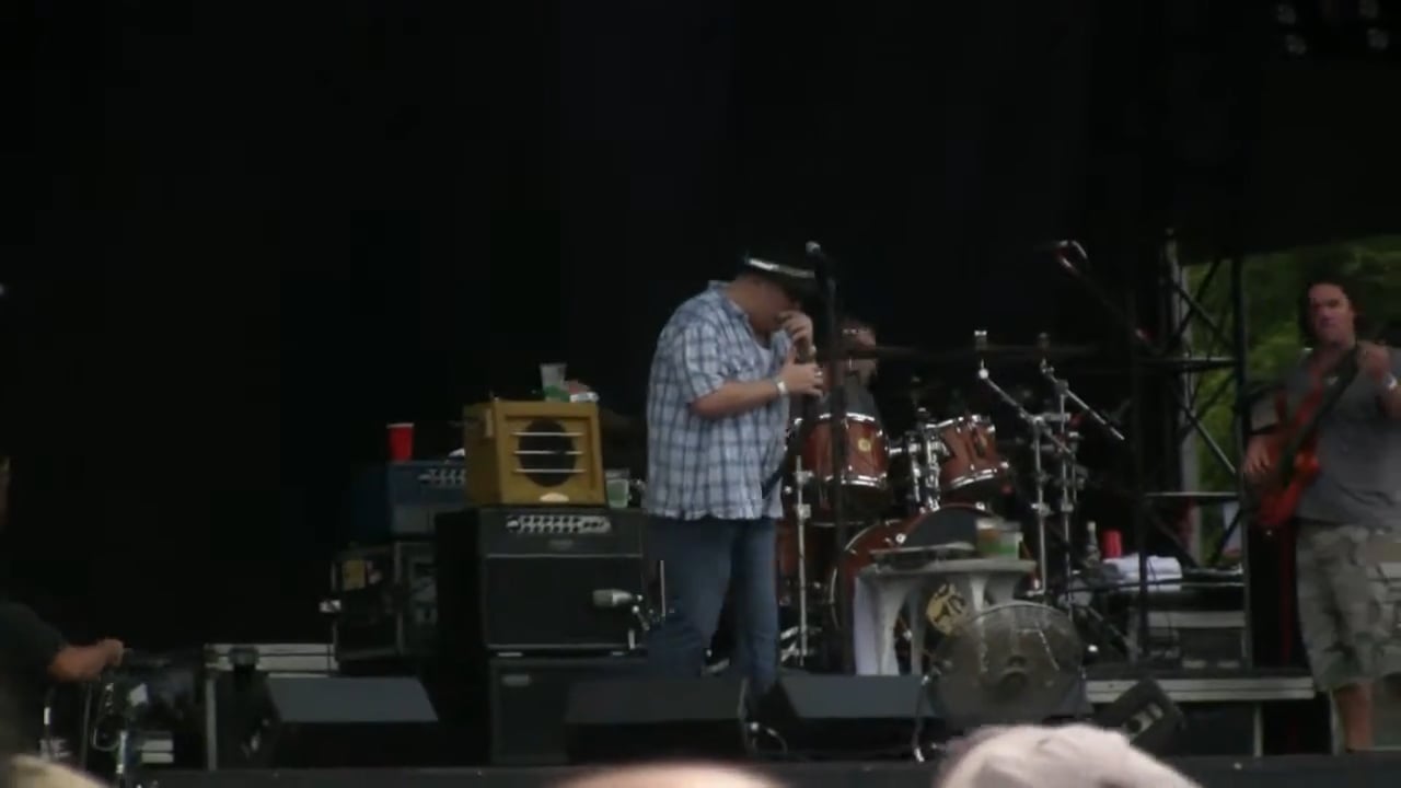Blues Traveler (8)
