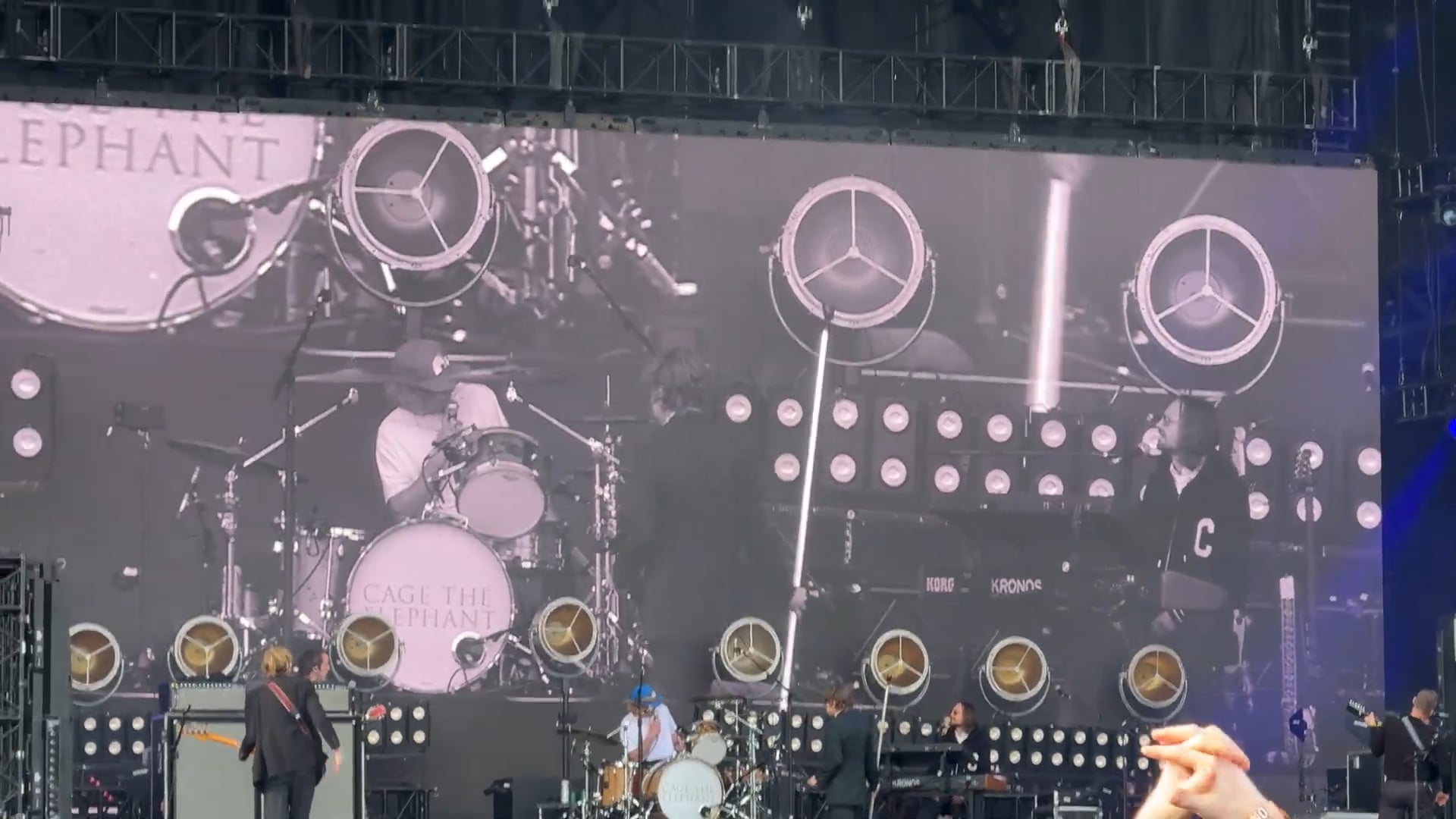 Cage-The-Elephant-Boston-Calling-4
