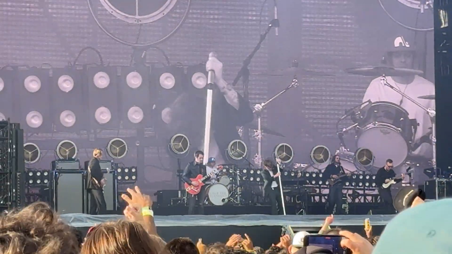 Cage-The-Elephant-Boston-Calling-8
