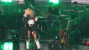Filename=Carrie_Underwood_6.jpg
Filesize=94KiB
Dimensions=1280x720
Date added=Jun 27, 2025 Carrie_Underwood_6.jpg
